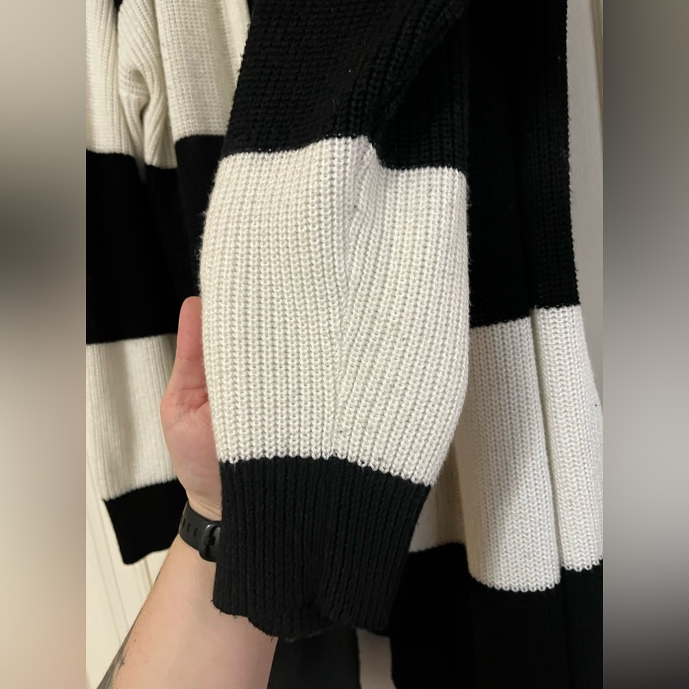 Foxblood Mrs. Lovett’s Cozy Oversized Sweater - Picture 6 of 11
